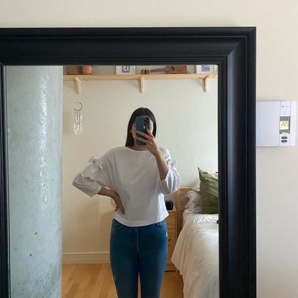 WHITE CROPPED LONG SLEEVE TOP | XS - Picture 3 of 4